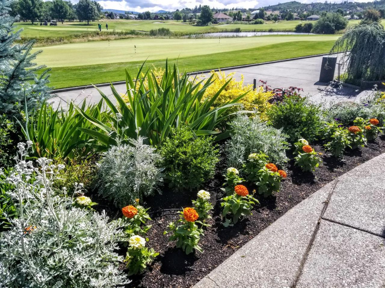 Resort At Eagle Point Golf Club Lodging Exterior foto